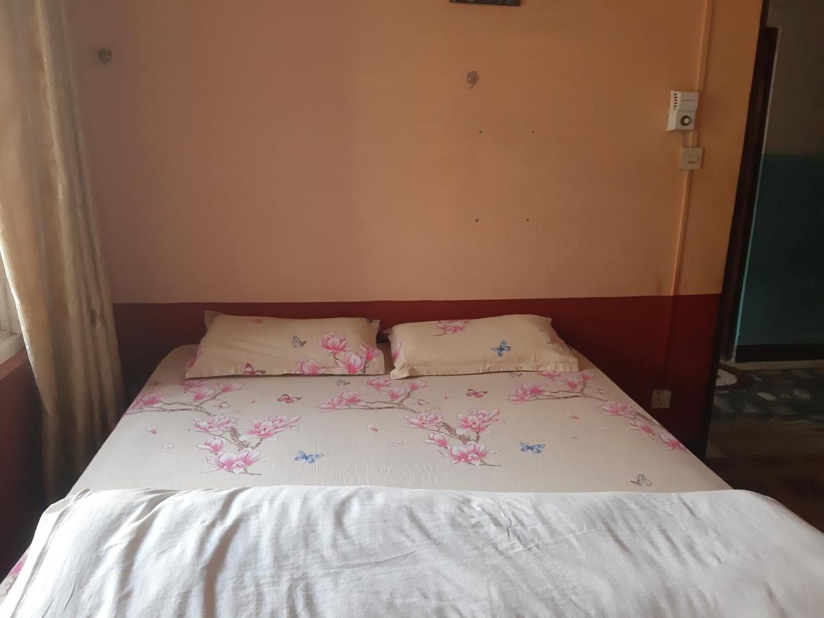 Beehive Hostel Kathmandu Exterior foto