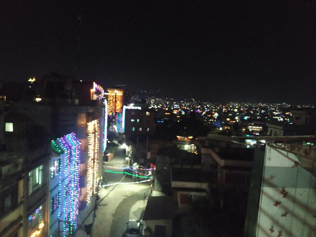 Beehive Hostel Kathmandu Exterior foto